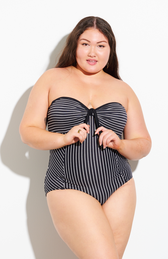 Detatchable Strap One Piece - Marilyn - Fine Lines - Swimwear